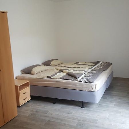 Apartmán u červeného kostela Teplice Exterior foto