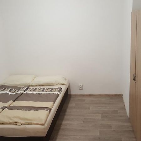 Apartmán u červeného kostela Teplice Exterior foto
